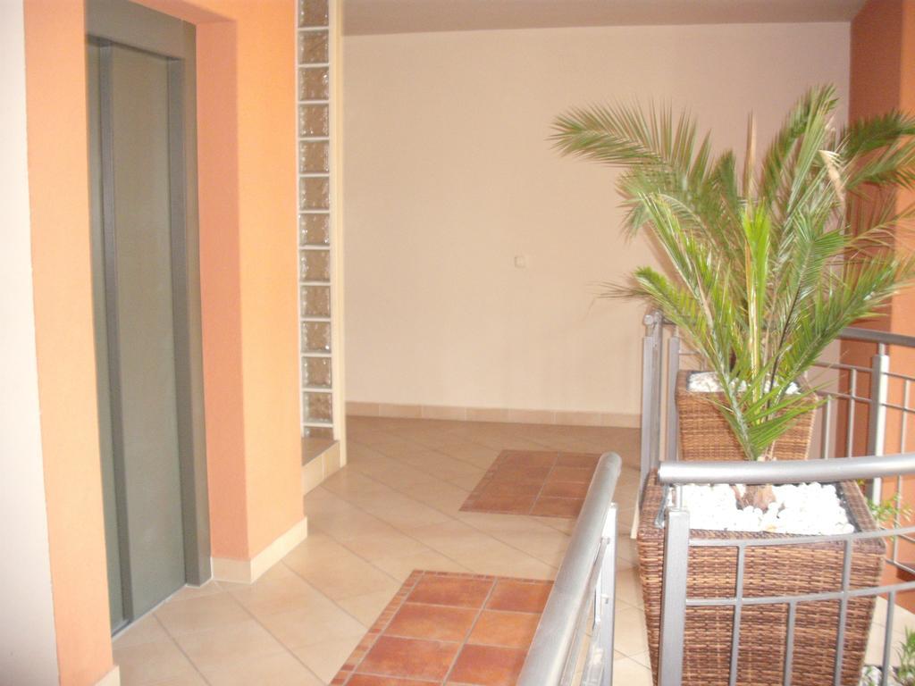 Villa Palazzo Apartments Siófok Exterior foto